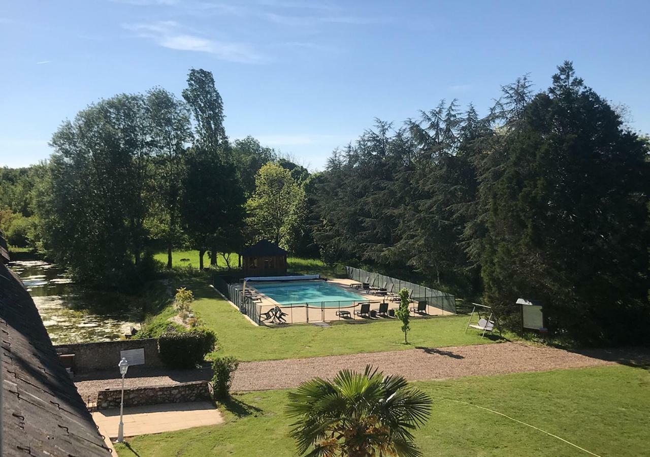 Le Vieux Chateau De Bed and breakfast